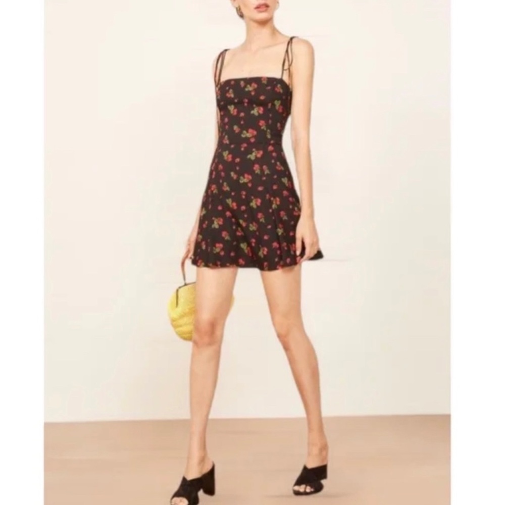 Reformation Strawberry Mini Dress Size 2 - XS/S